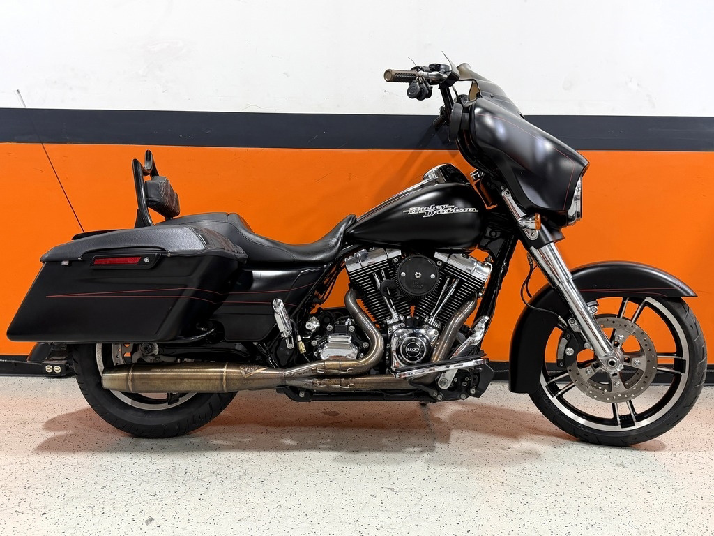 2016 Harley-Davidson Street Glide Special SPECIAL in Zieglerville, PA