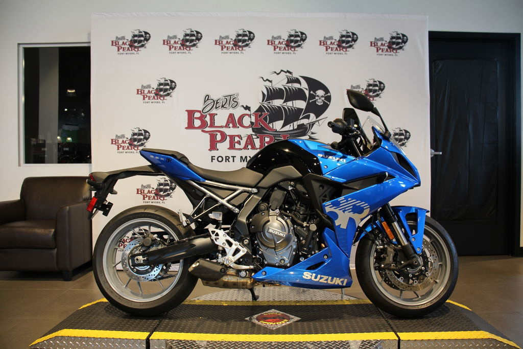 2025 Suzuki GSX 8R 8R in Fort Myers, FL