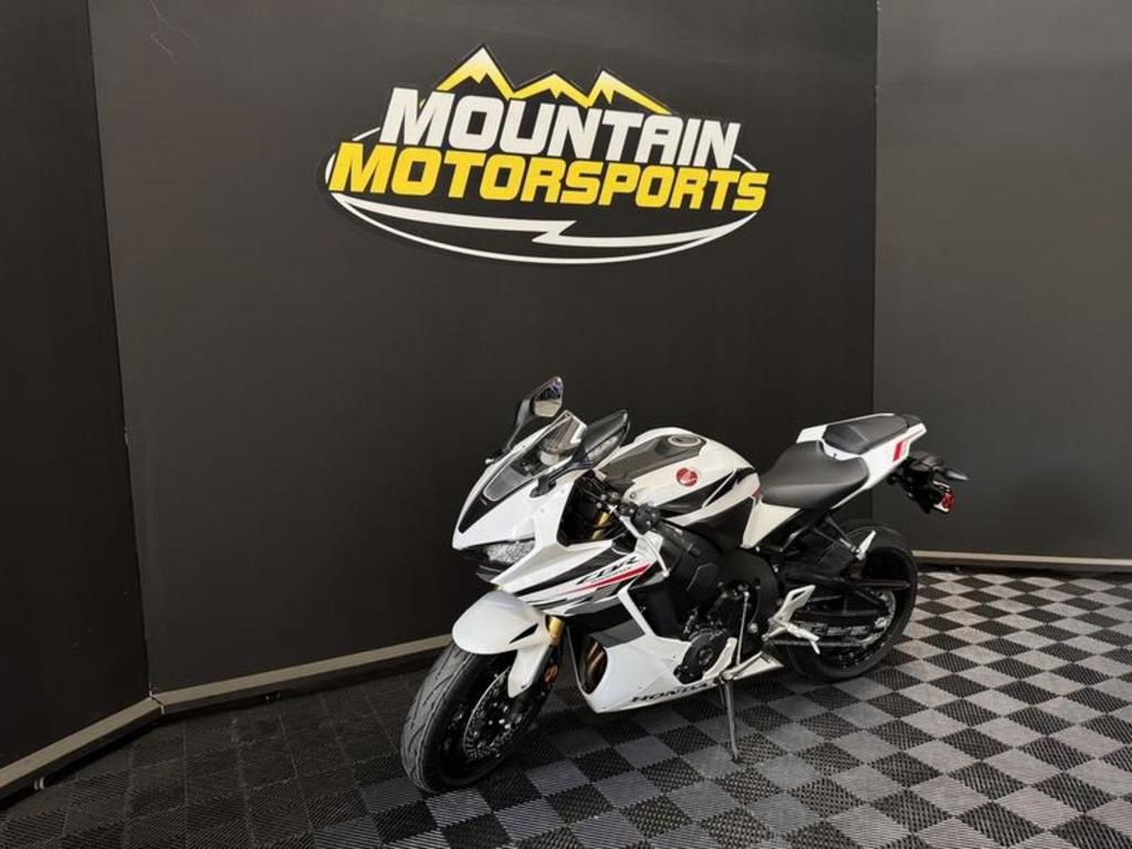 2026 Honda CBR1000RR-R Fireblade SP Fireblade SP SP in Greeneville, TN