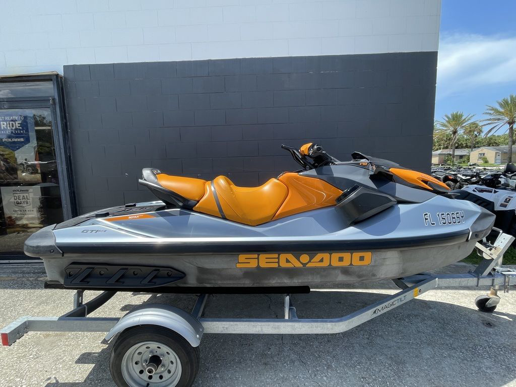 2021 Sea-Doo GTI SE 170 IBR & Sound System SE 170 IBR in Daytona Beach, FL