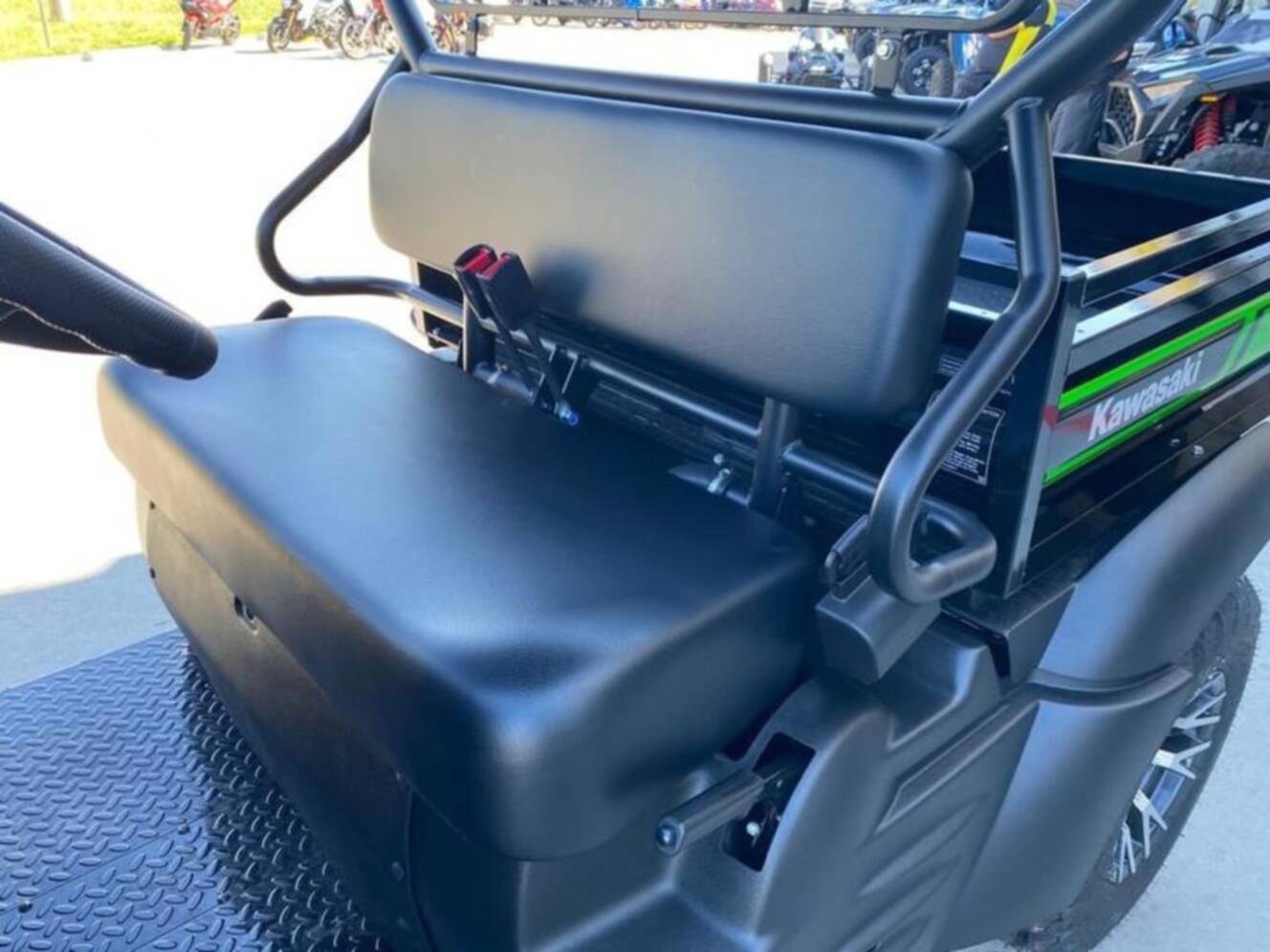 A photo of this 2027 Kawasaki Mule SX 4x4 XC LE