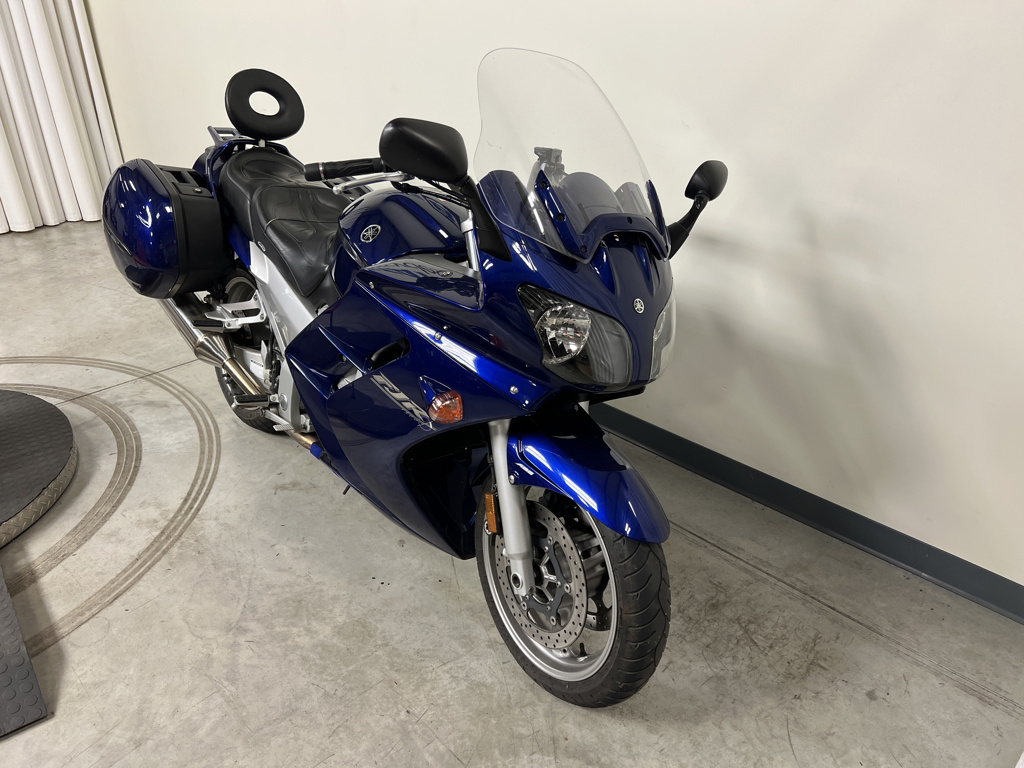 2005 Yamaha FJR 1300 ABS (FJR13AT) 1300 ABS in Peninsula, OH
