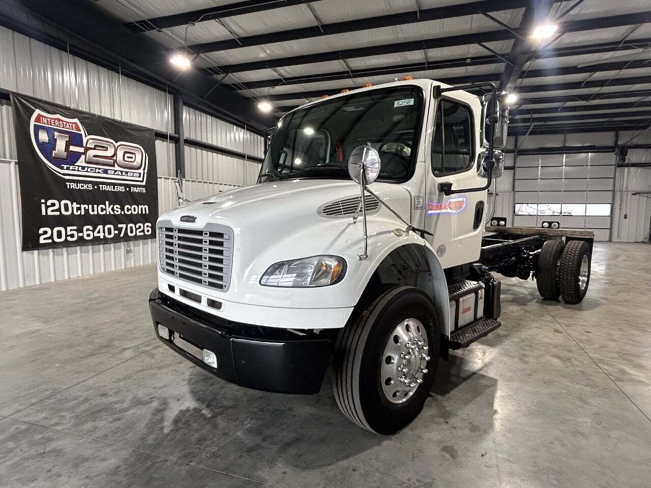 2017 FREIGHTLINER BUSINESS CLASS M2 106 in Pell City, AL
