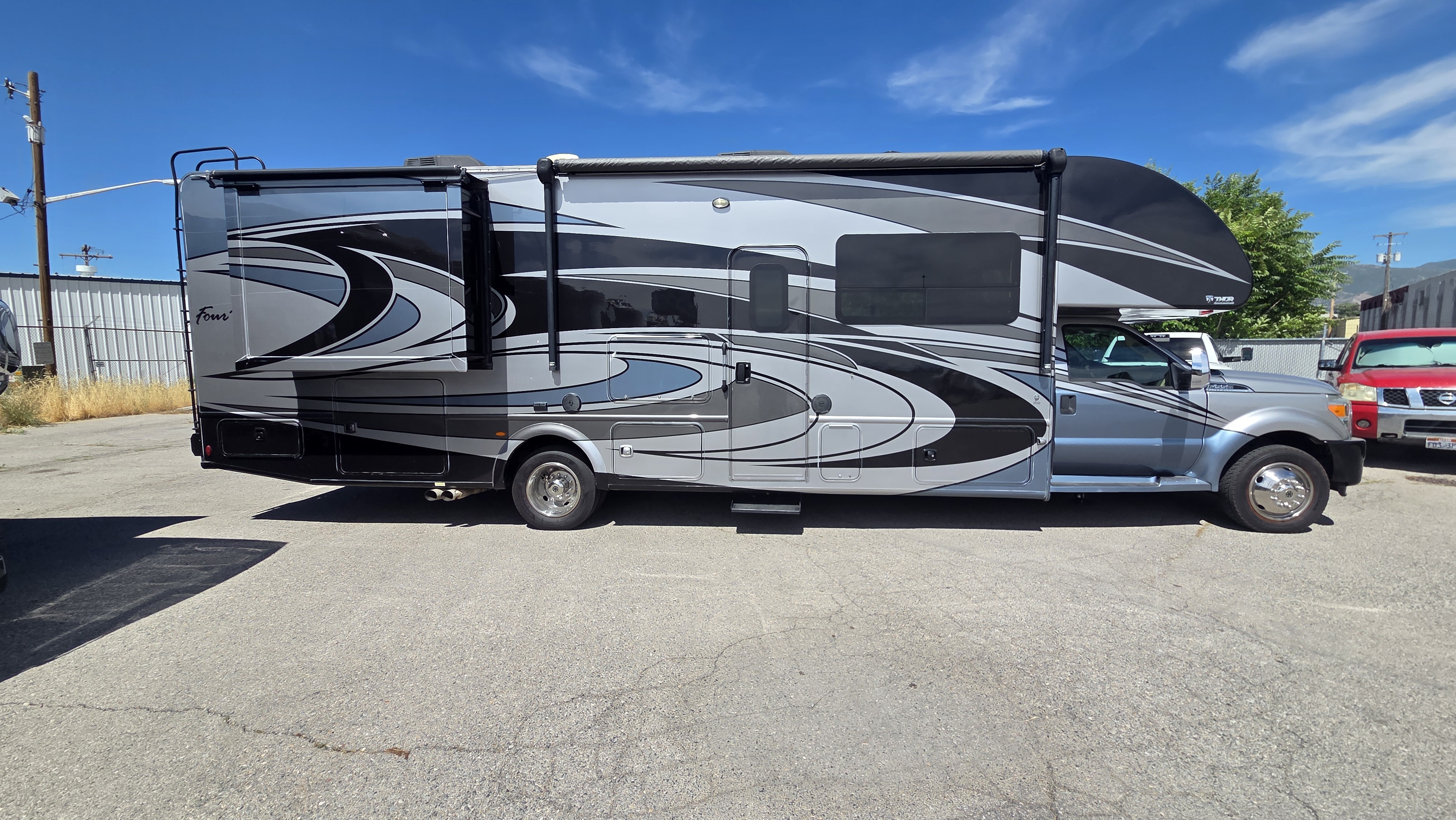 2017 Thor Motor Coach Four Winds Super C 35SD in salt lake city UT