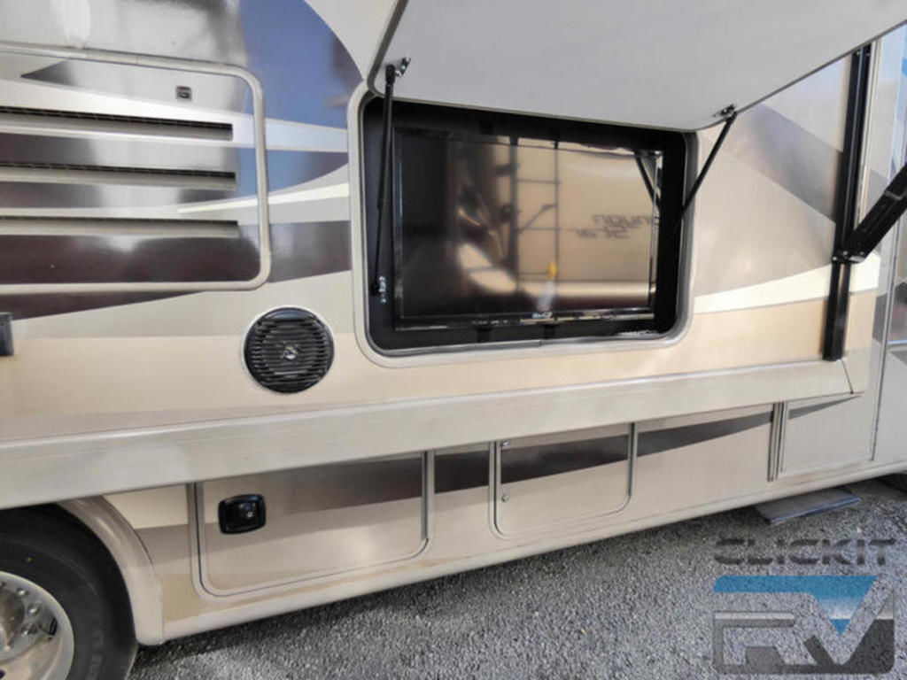 2015 Thor Motor Coach HURRICANE in moses lake WA