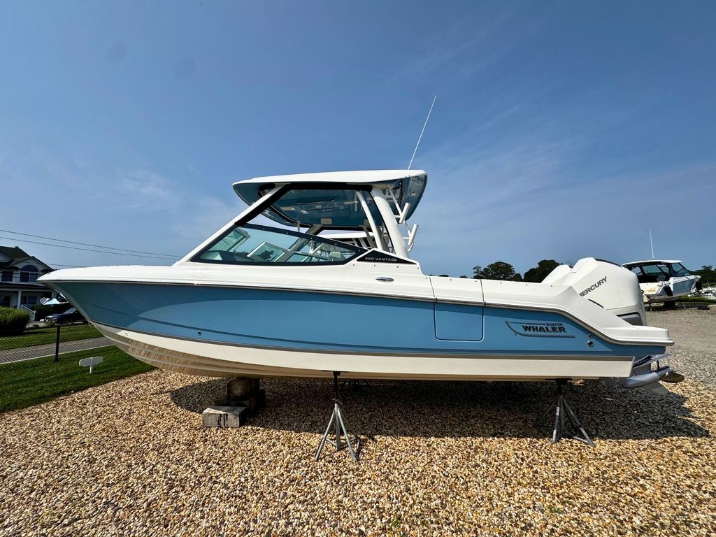 2027 Boston Whaler 280 Vantage in eastport NY