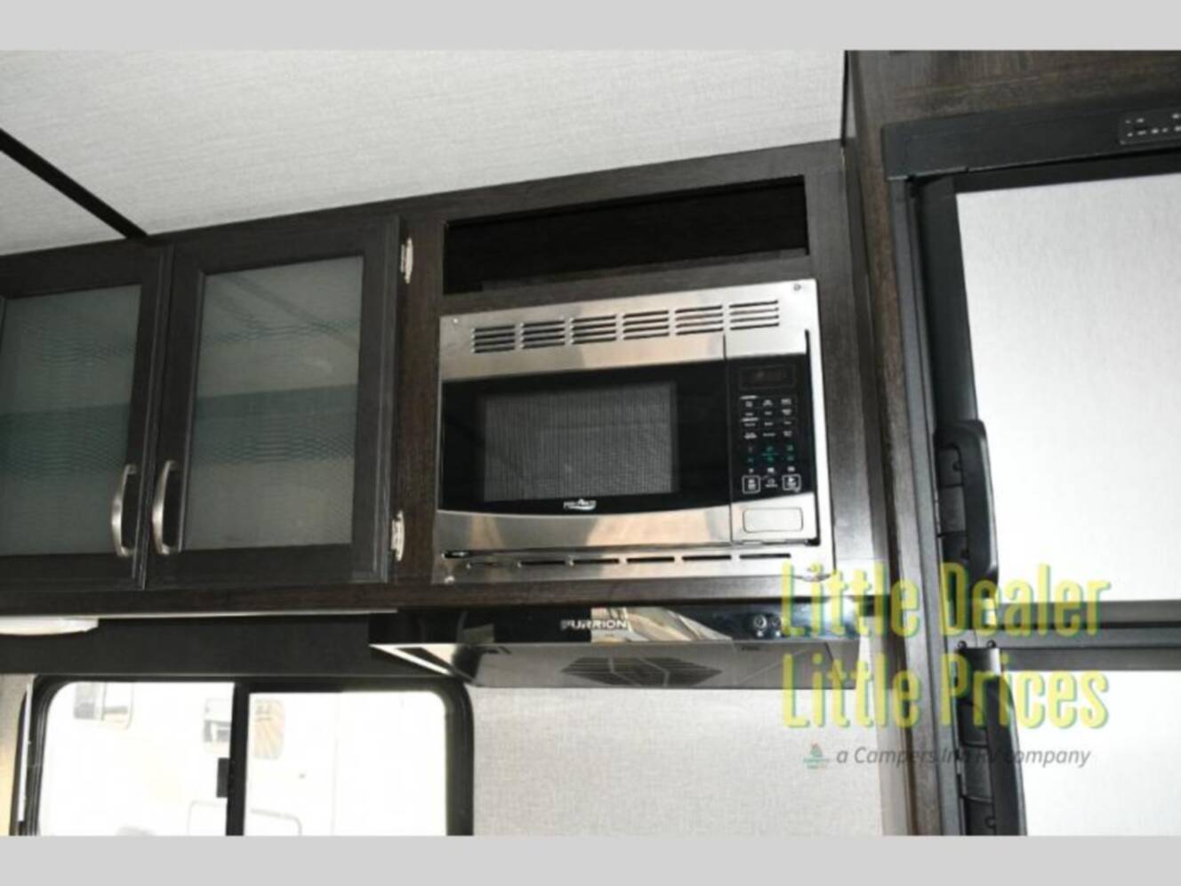 A photo of this 2019 Grand Design Imagine 2800BH