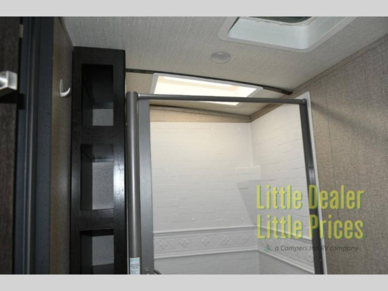 A photo of this 2019 Grand Design Imagine 2800BH