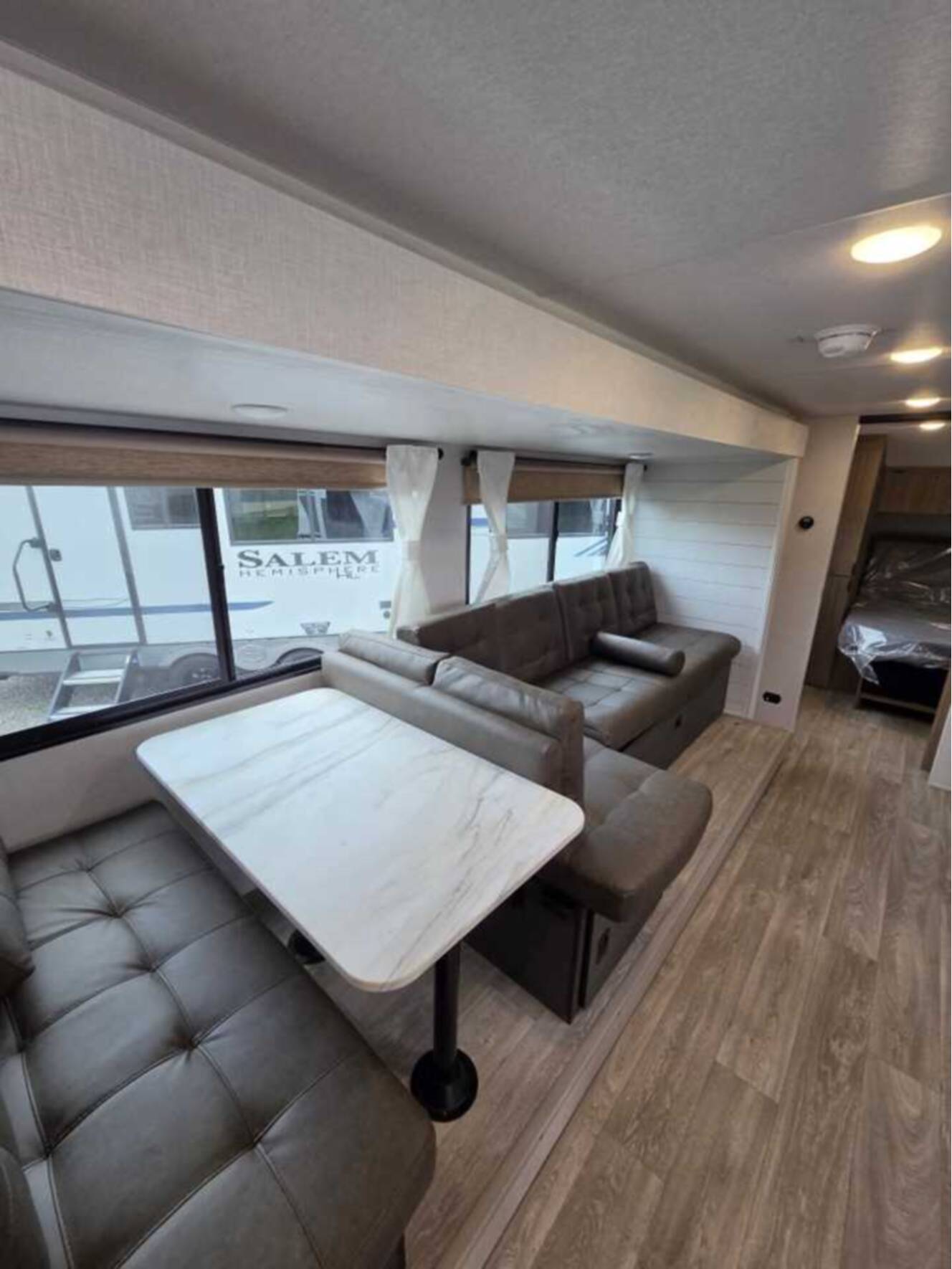 A photo of this 2027 Salem Cruise Lite 25ICE
