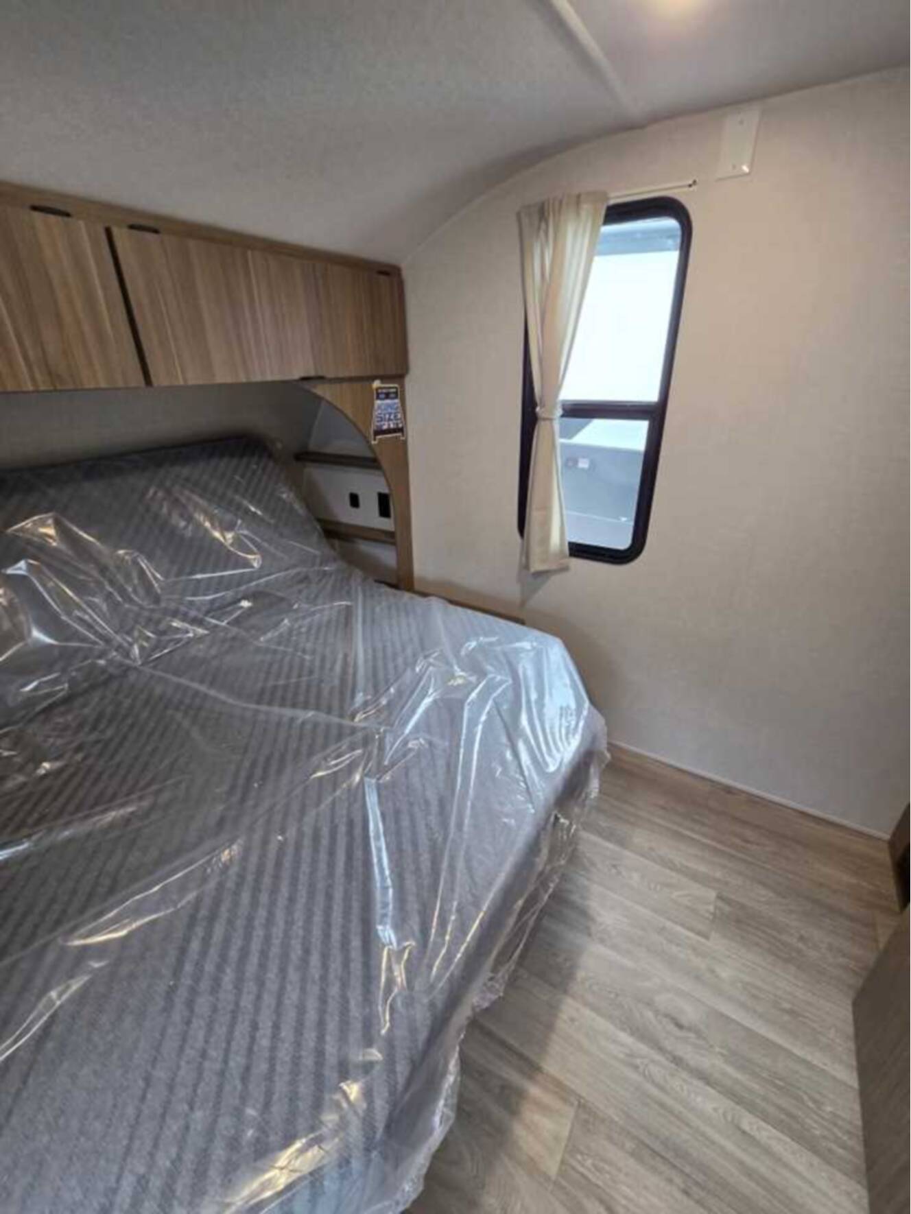 A photo of this 2027 Salem Cruise Lite 25ICE