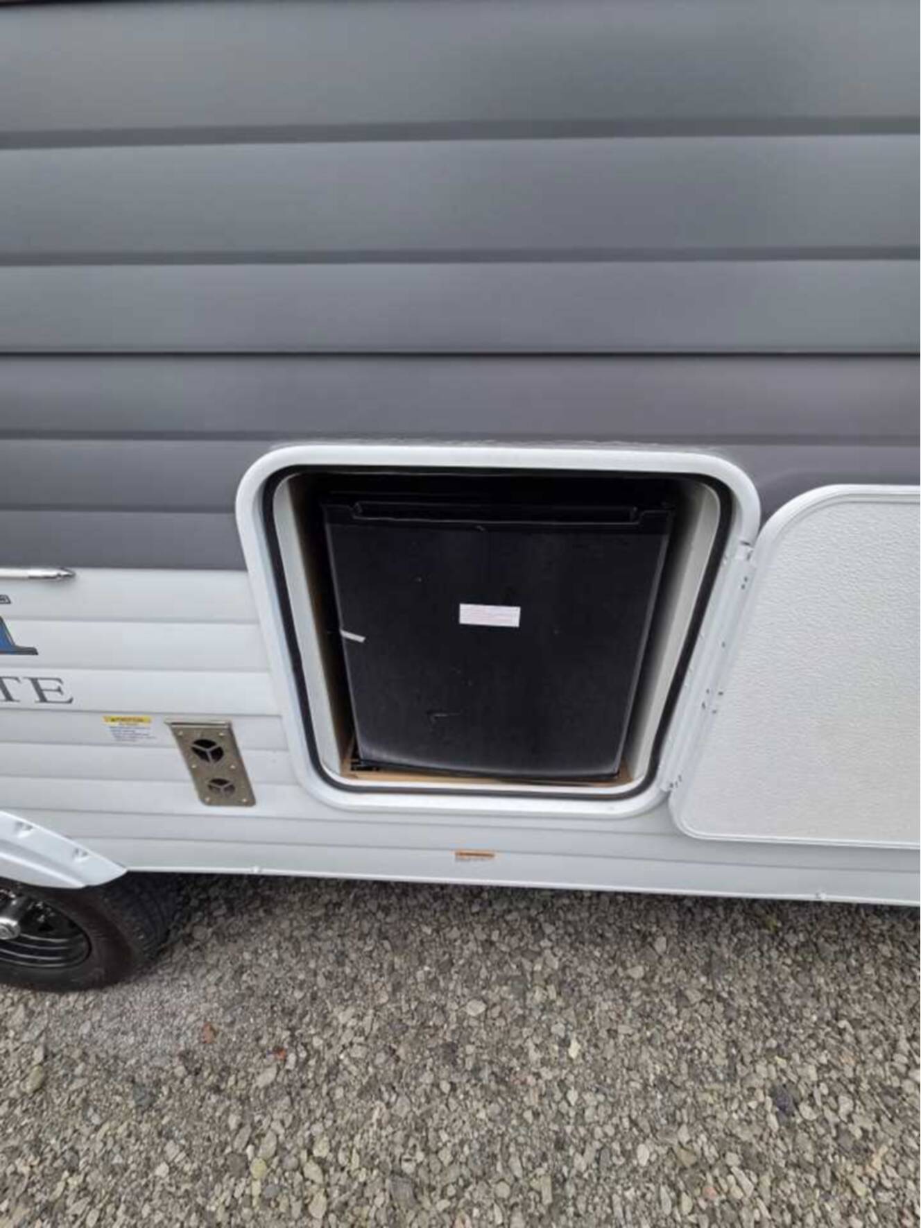 A photo of this 2027 Salem Cruise Lite 25ICE