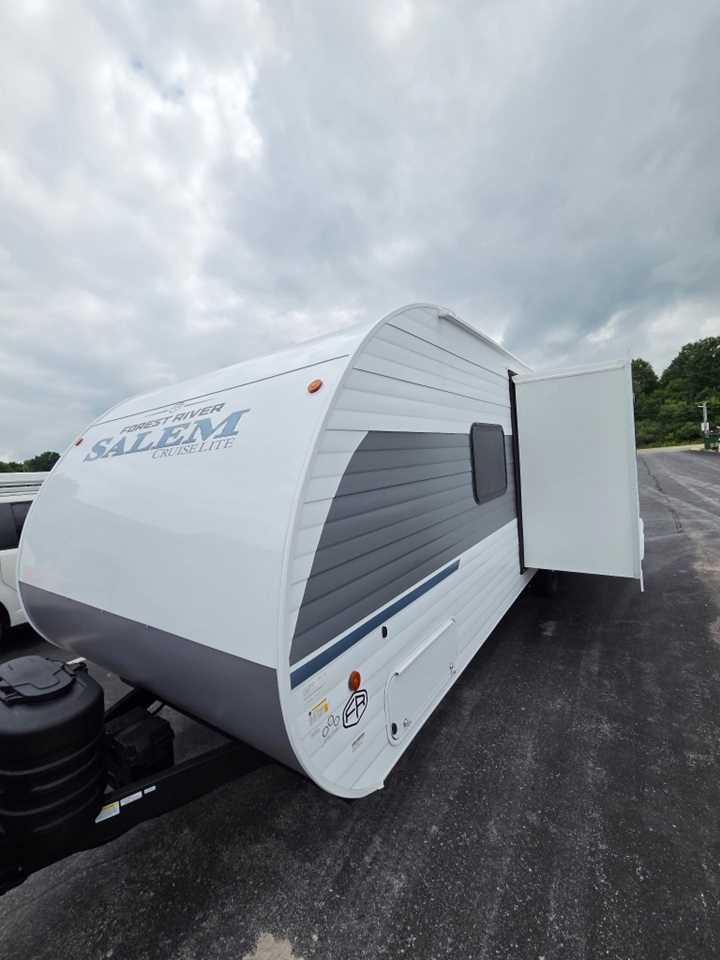 2027 Forest River Salem Cruise Lite 25ICE in girard OH