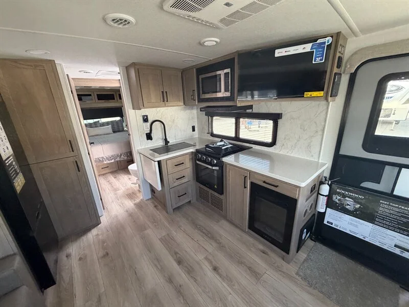 2027 Forest River ULTRALITE 2618RD Rockwood