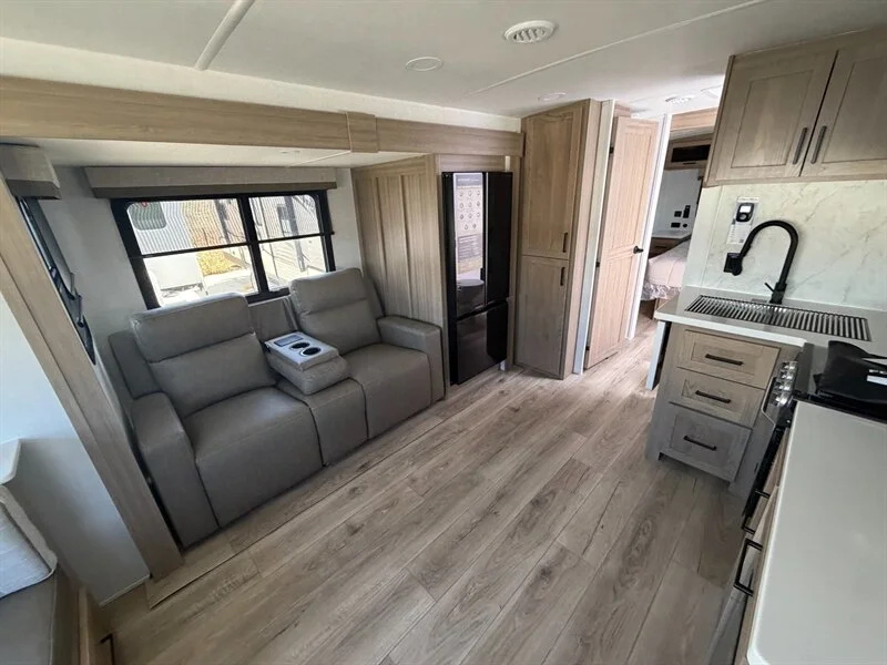 2027 Forest River ULTRALITE 2618RD Rockwood