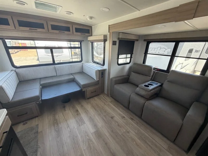 2027 Forest River ULTRALITE 2618RD Rockwood