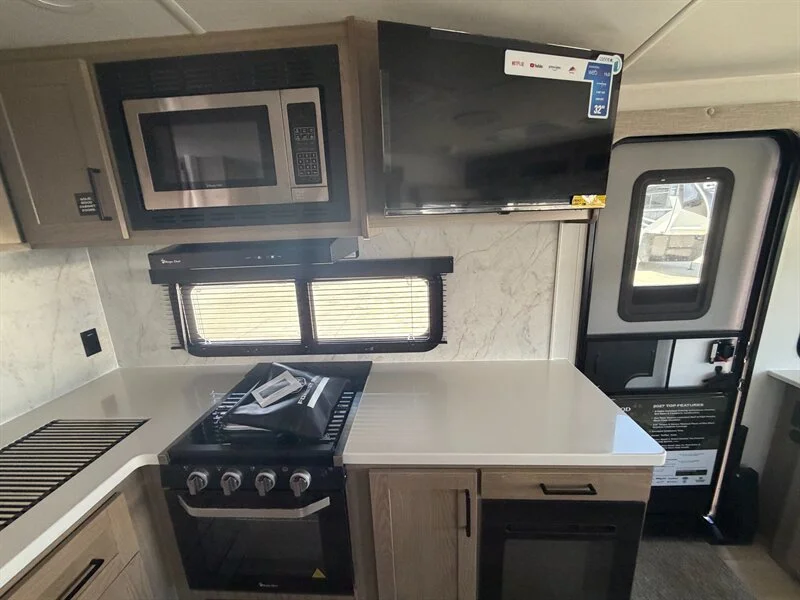 2027 Forest River ULTRALITE 2618RD Rockwood