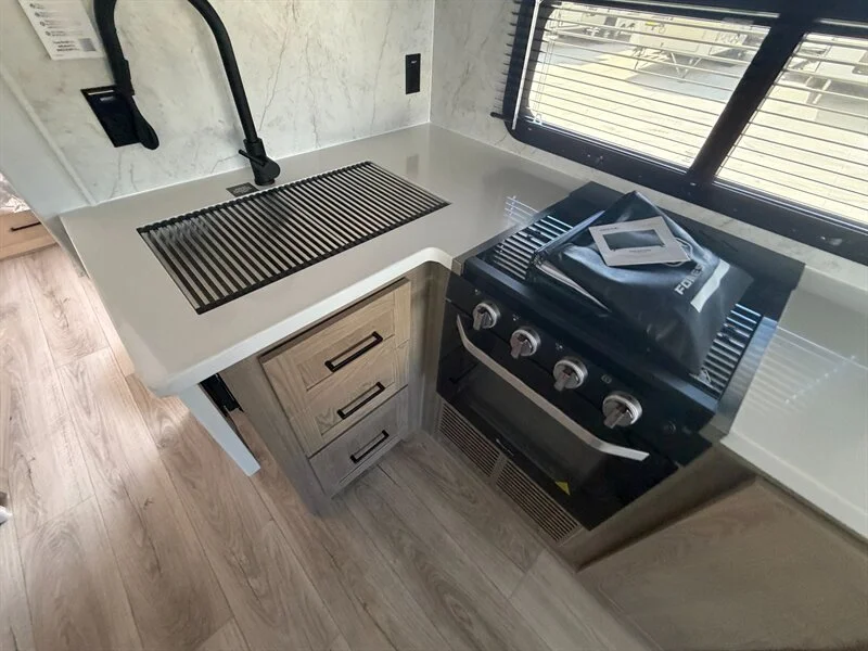 2027 Forest River ULTRALITE 2618RD Rockwood