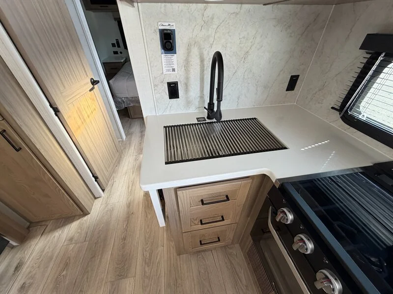 2027 Forest River ULTRALITE 2618RD Rockwood