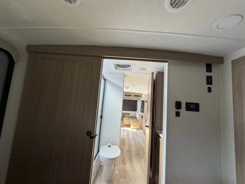 2027 Forest River ULTRALITE 2618RD Rockwood