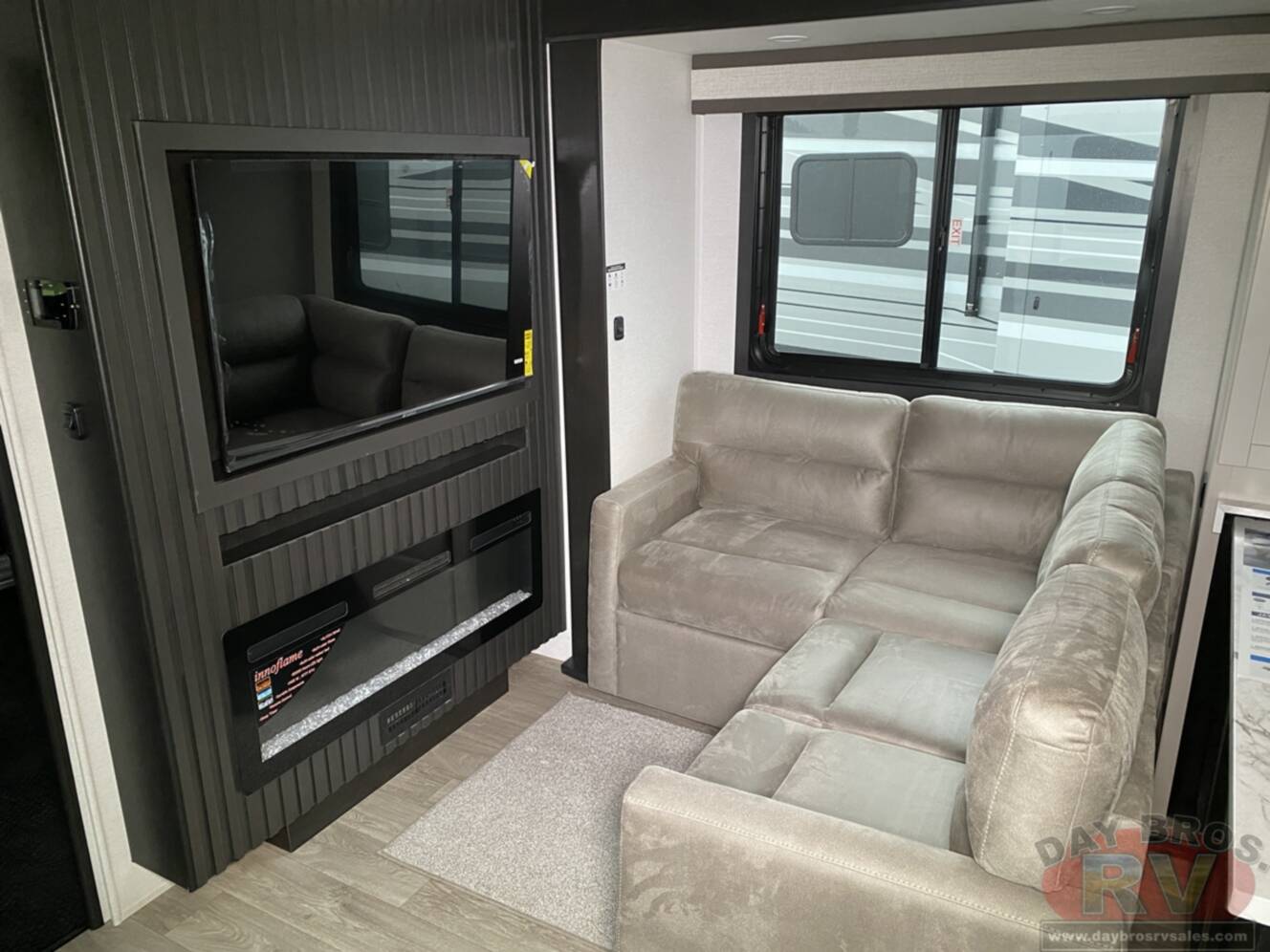 A photo of this 2027 Jayco Seismic 395
