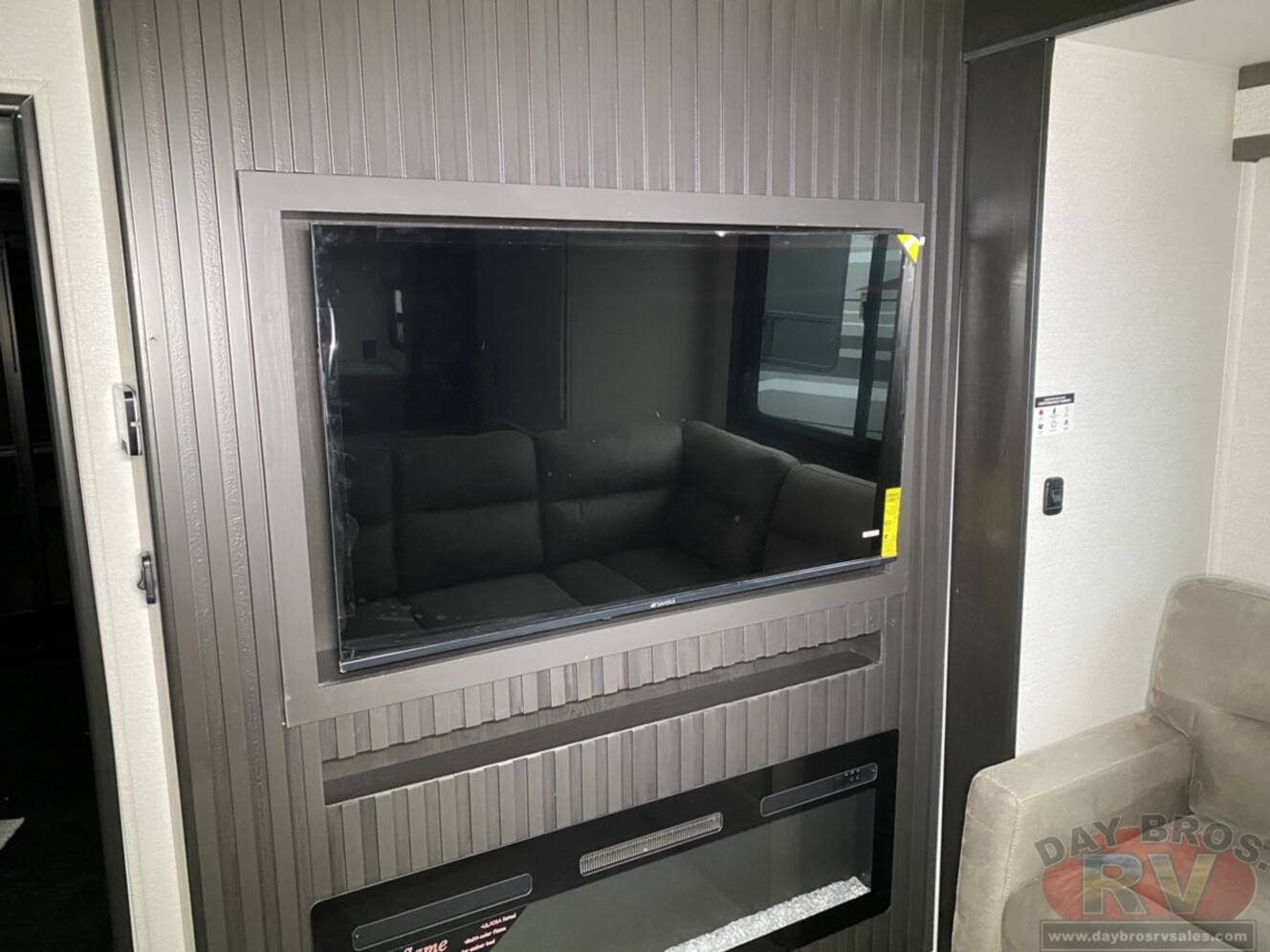 A photo of this 2027 Jayco Seismic 395