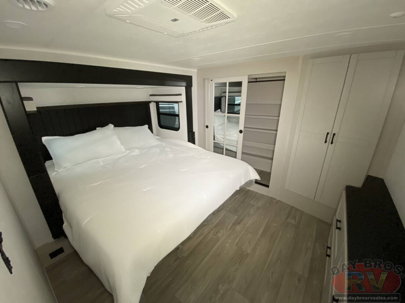 A photo of this 2027 Jayco Seismic 395