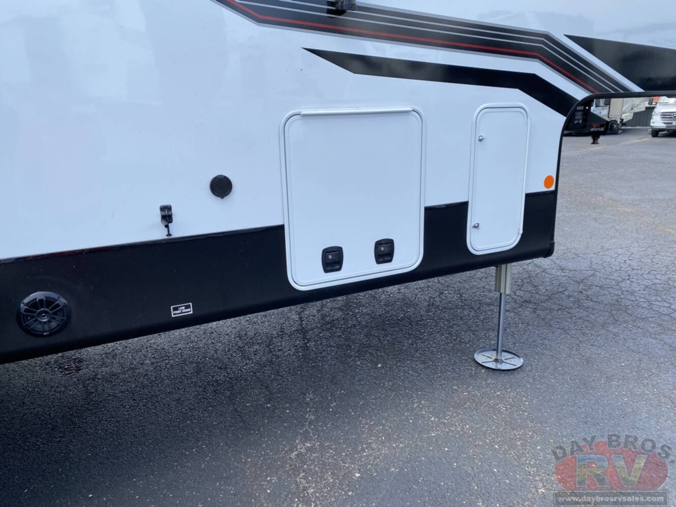 A photo of this 2027 Jayco Seismic 395
