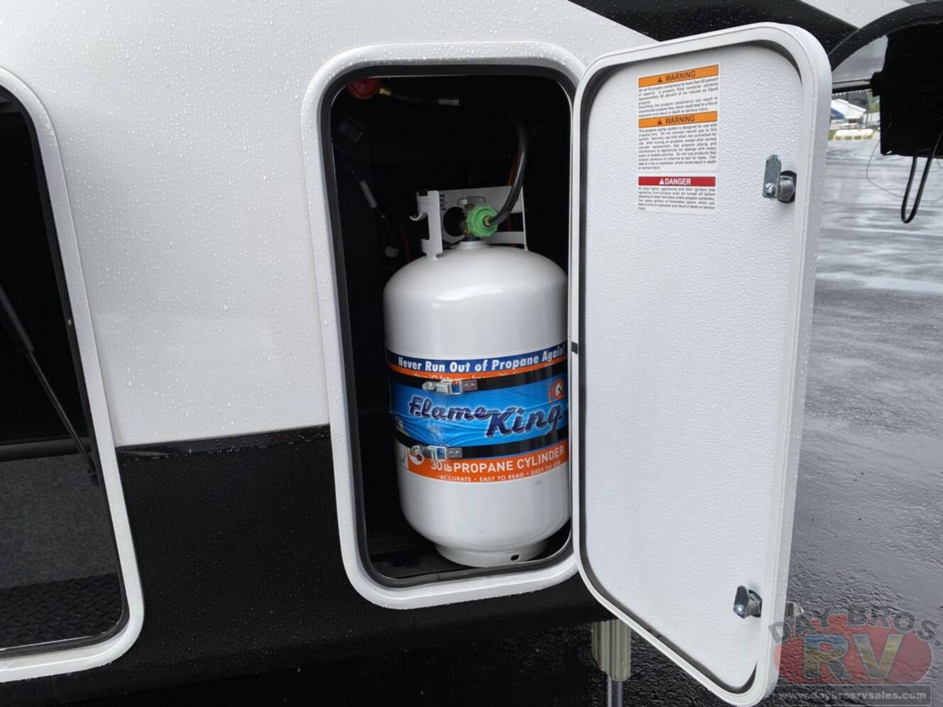 A photo of this 2027 Jayco Seismic 395