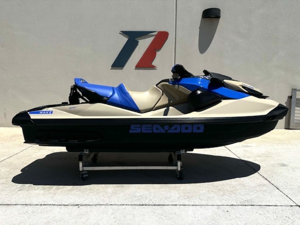 2026 Sea-Doo Wake 170 BRP Premium Audio, iDF, iBR in malabar FL