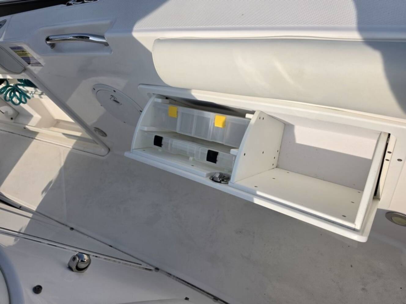A photo of this 2017 Everglades 255 Center Console