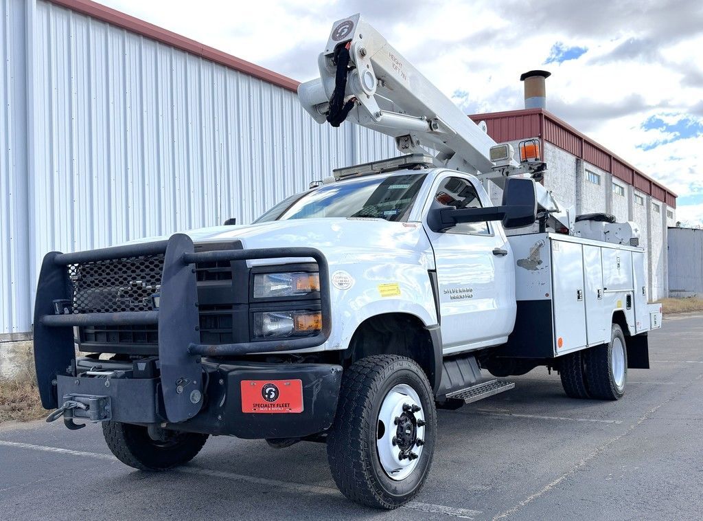 2019 ETI ETC37IH / Chevrolet C6500 - Bucket Truck in Lindale, TX