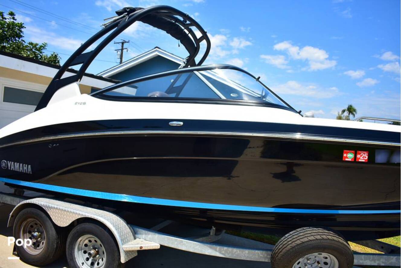 A photo of this 2021 Yamaha 212S