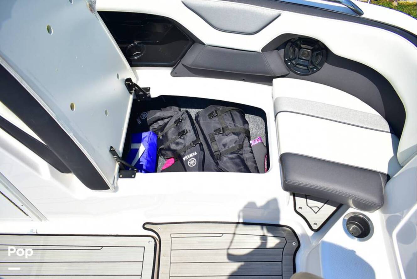 A photo of this 2021 Yamaha 212S
