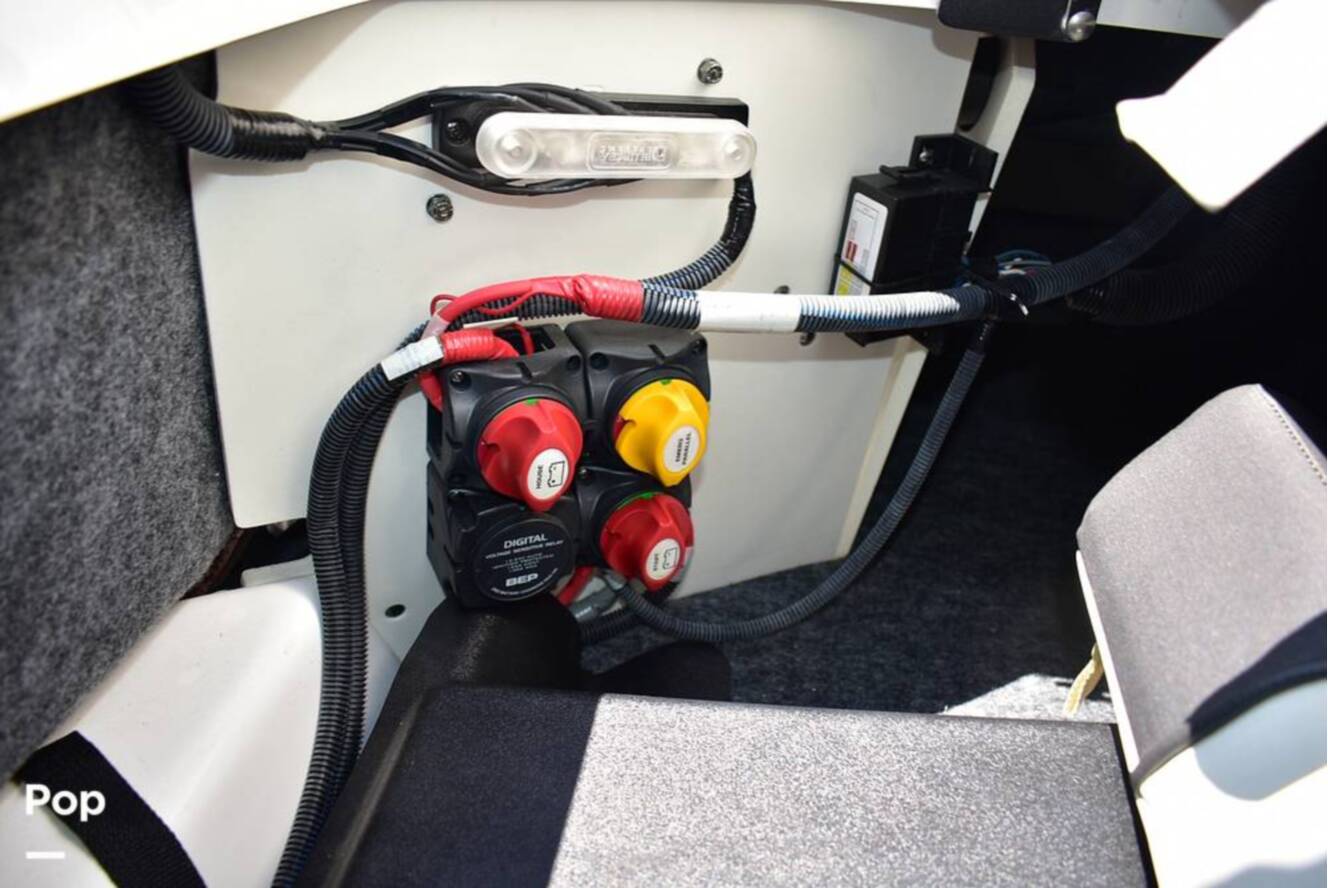 A photo of this 2021 Yamaha 212S