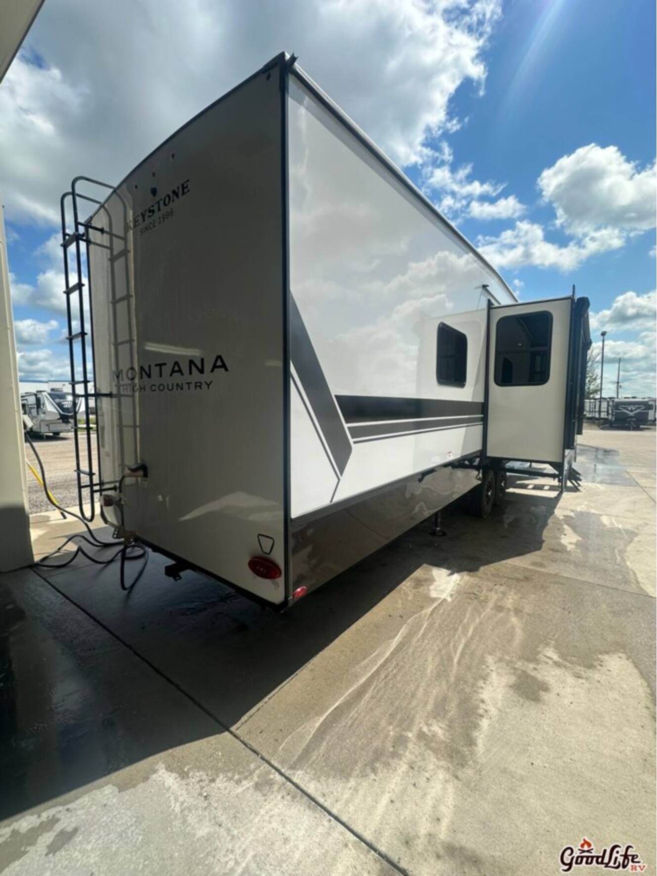 A photo of this 2026 Keystone Montana High Country 397FB