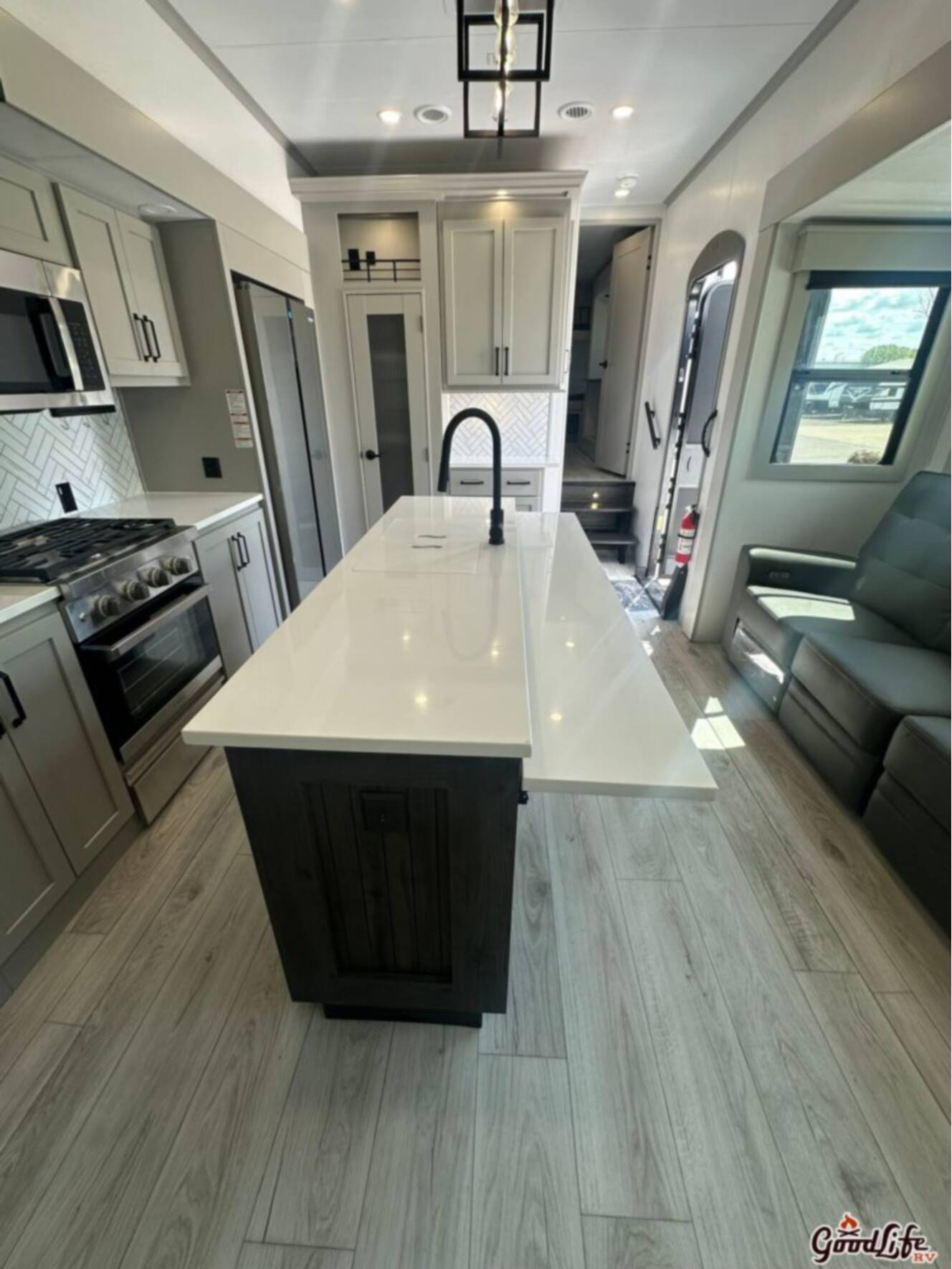 A photo of this 2026 Keystone Montana High Country 397FB