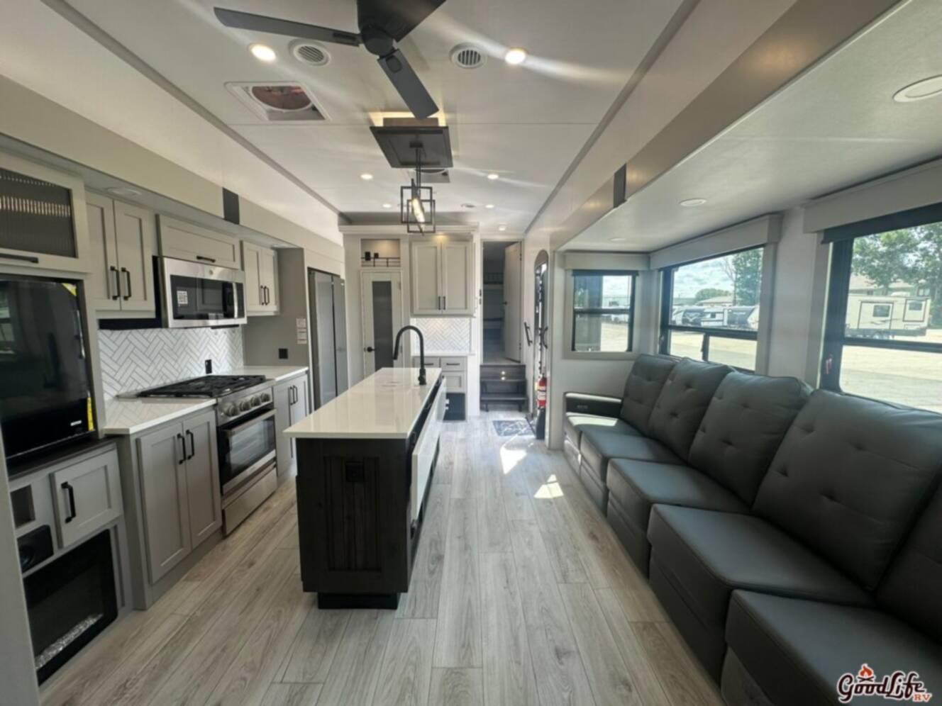 A photo of this 2026 Keystone Montana High Country 397FB
