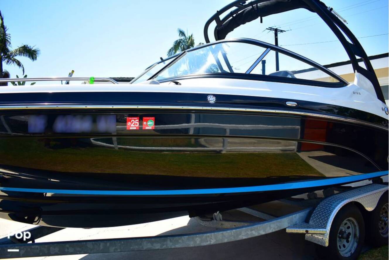 A photo of this 2021 Yamaha 212S