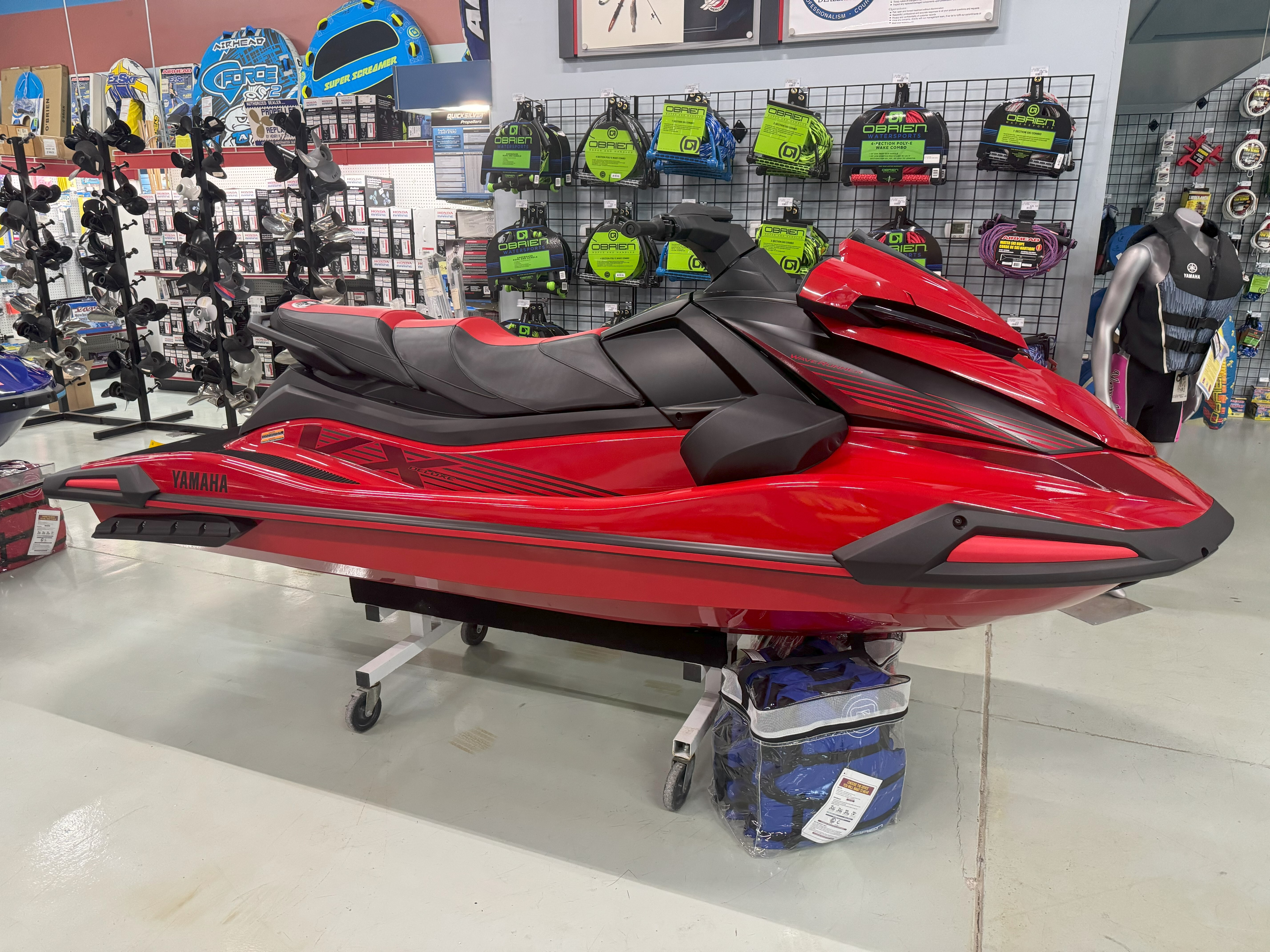 2025 Yamaha Waverunner VX DLX AUDIO VX1050D-BB NAN in la porte IN