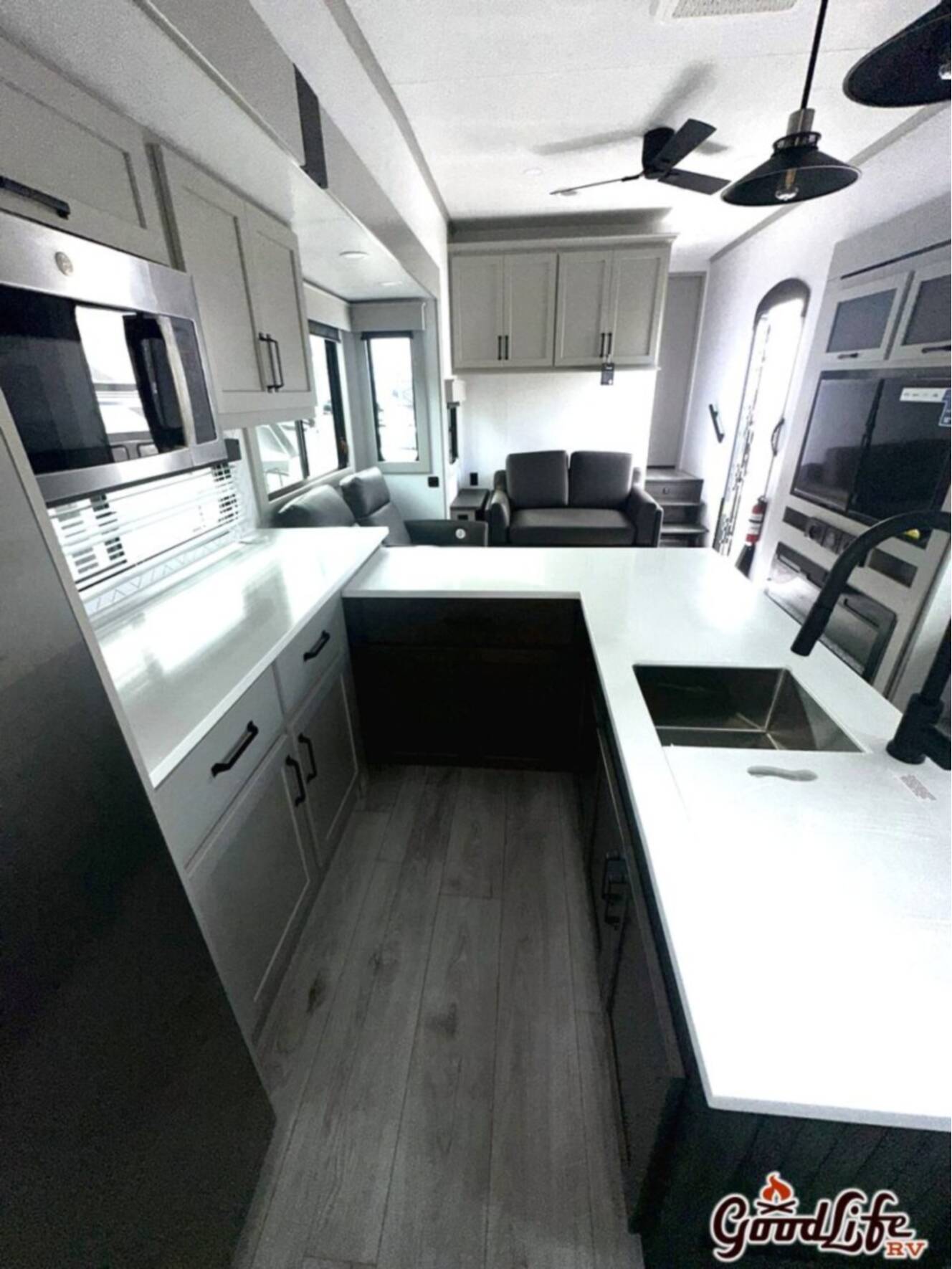 A photo of this 2025 Keystone Montana High Country 325RK
