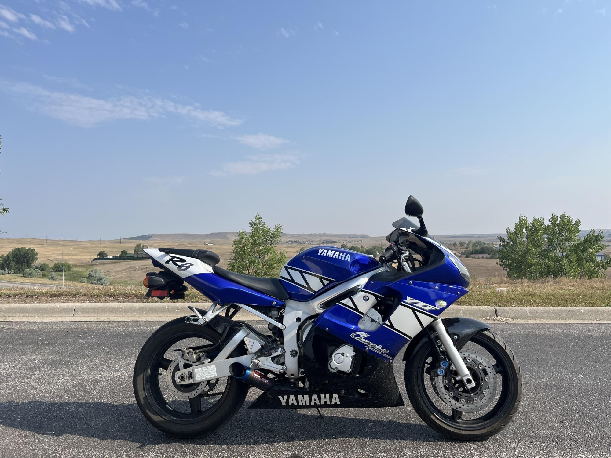 2001 Yamaha YZF-R6 Champions Edition R6 in Rapid City, SD