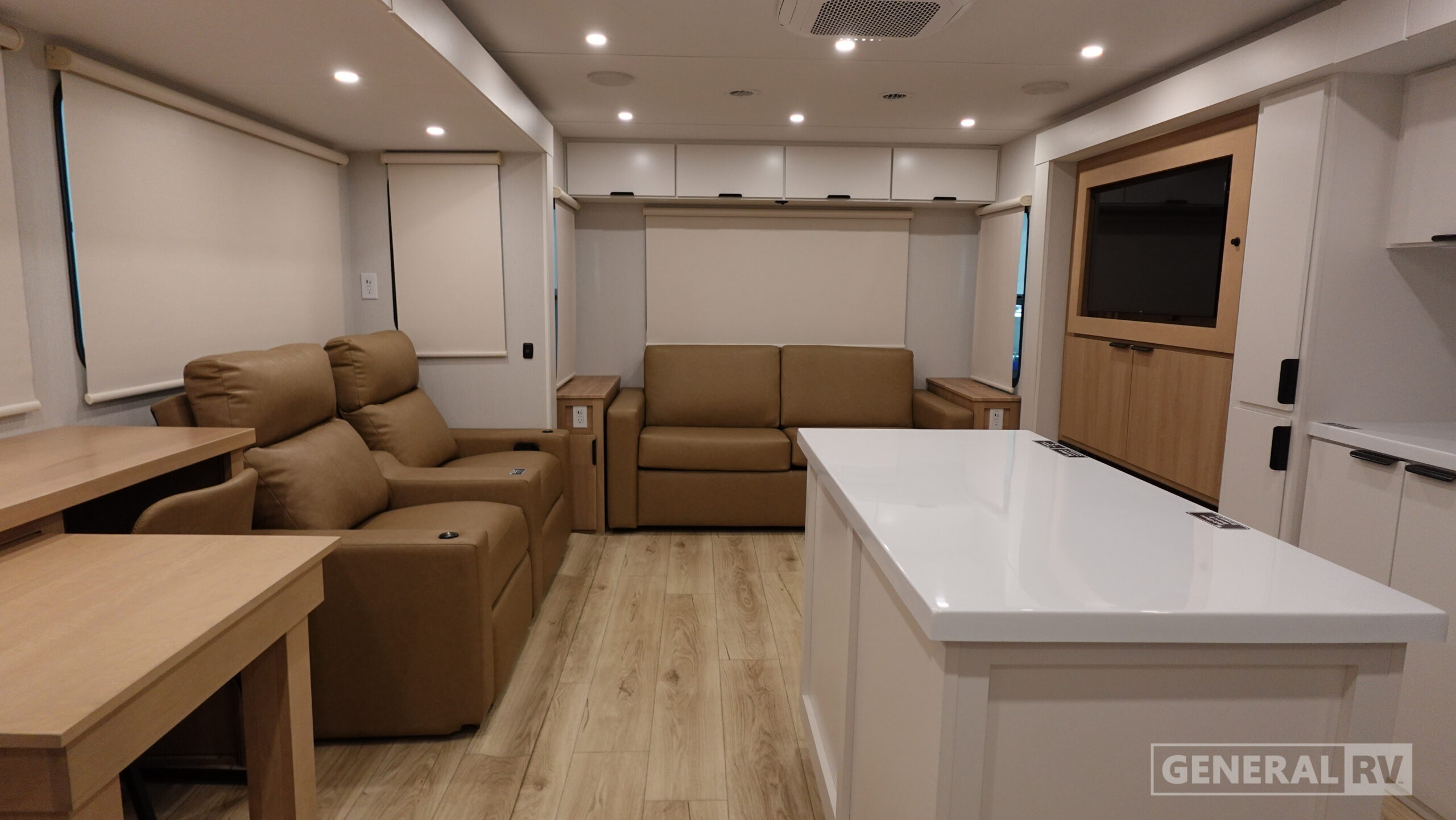 2026 Winnebago THRIVE 29RLO in brownstown MI