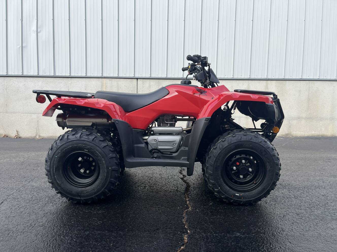 A photo of this 2026 Honda FourTrax Recon ES