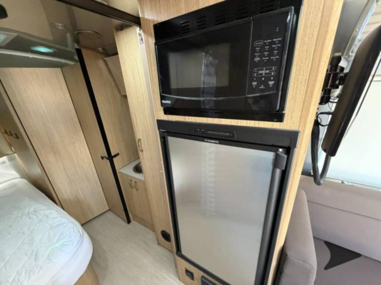 A photo of this 2019 Airstream Flying Cloud 23CB