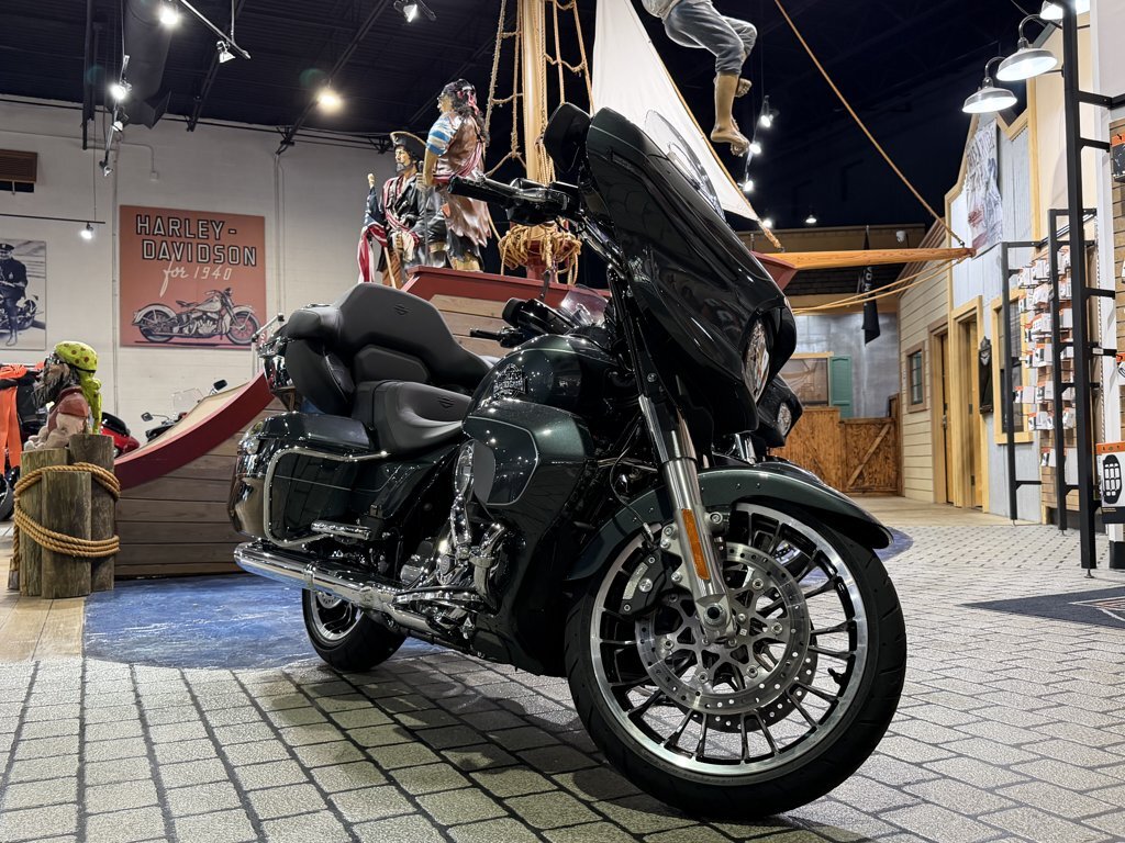 2026 Harley-Davidson Street Glide Limited Iron Horse Metallic LIMITED in Stuart, FL