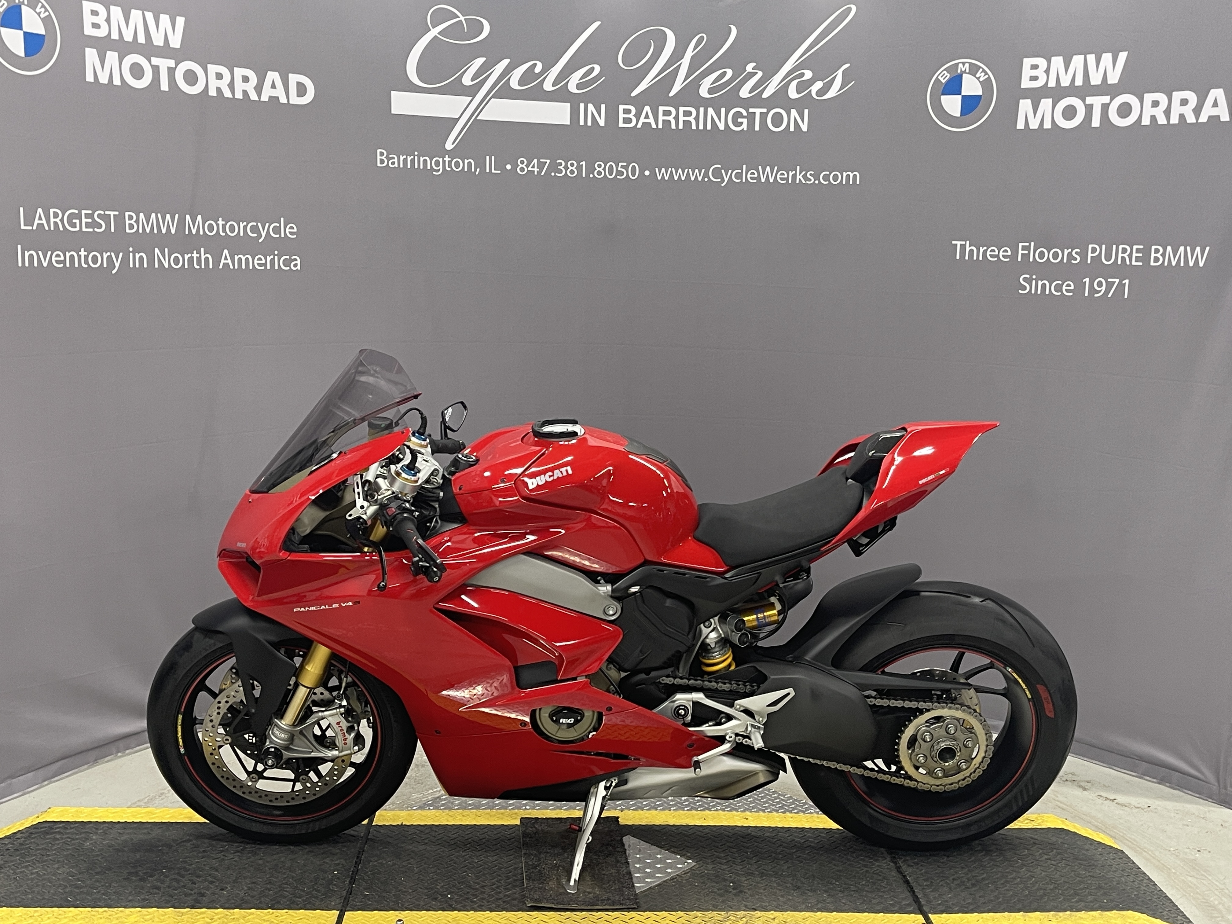 2019 Ducati PANIGALE V4 S in barrington IL
