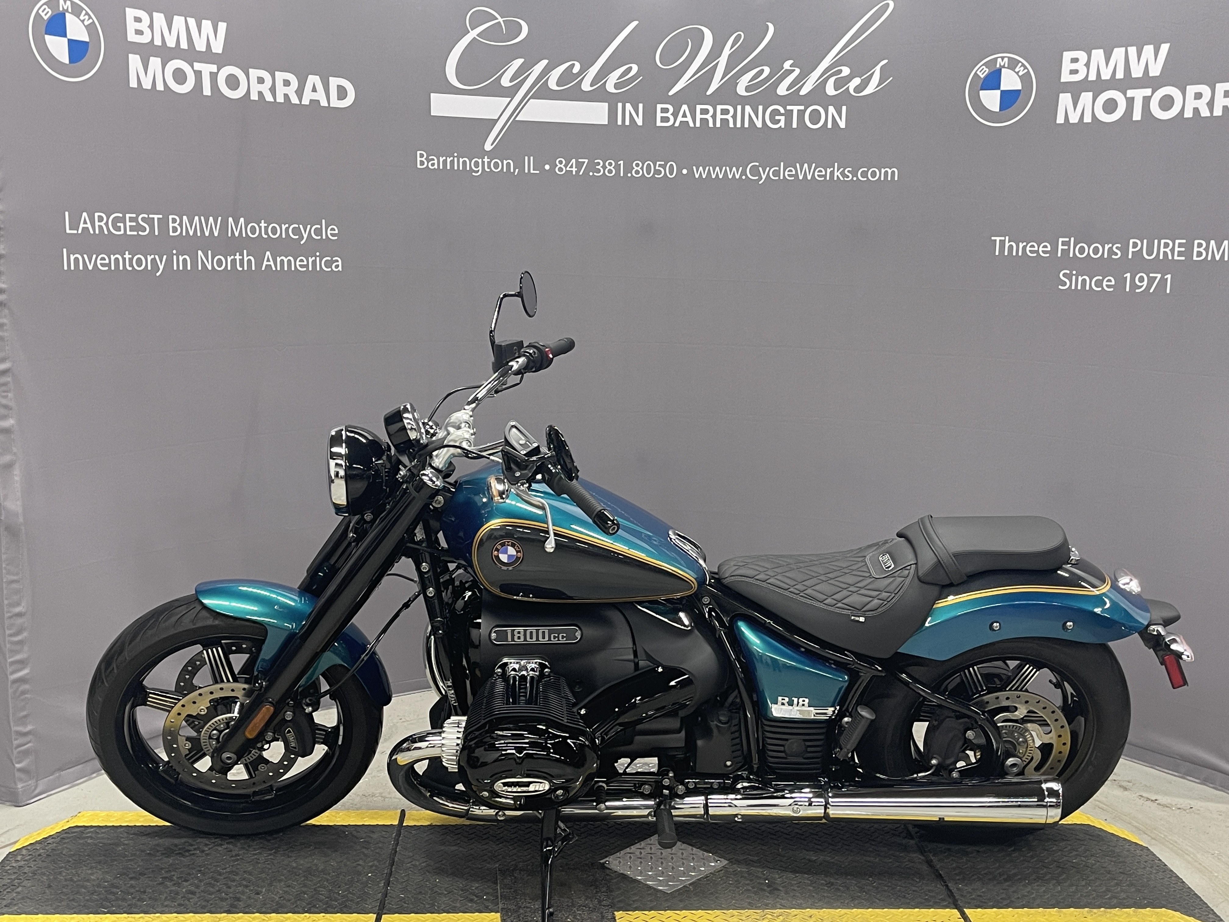 2024 BMW R 18 in Barrington, IL