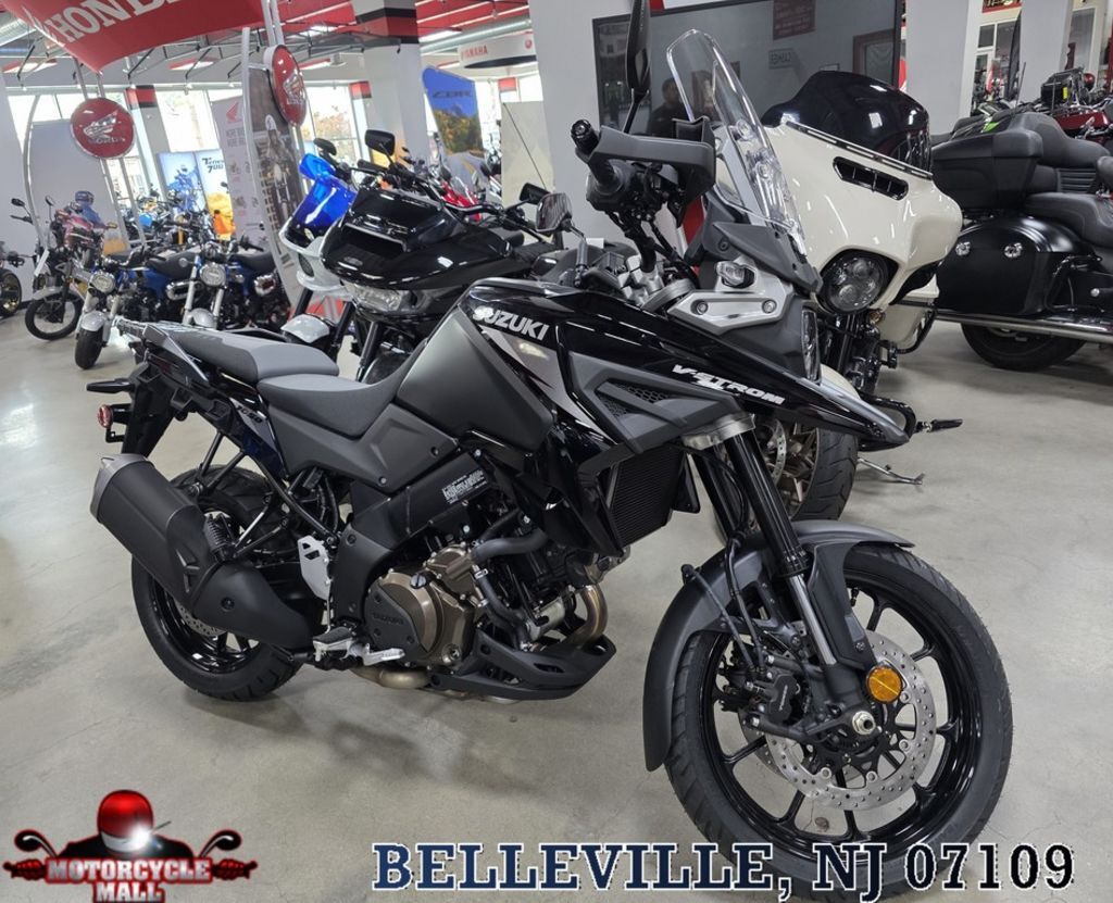 2026 Suzuki V-STROM 1050 1050 in Belleville, NJ