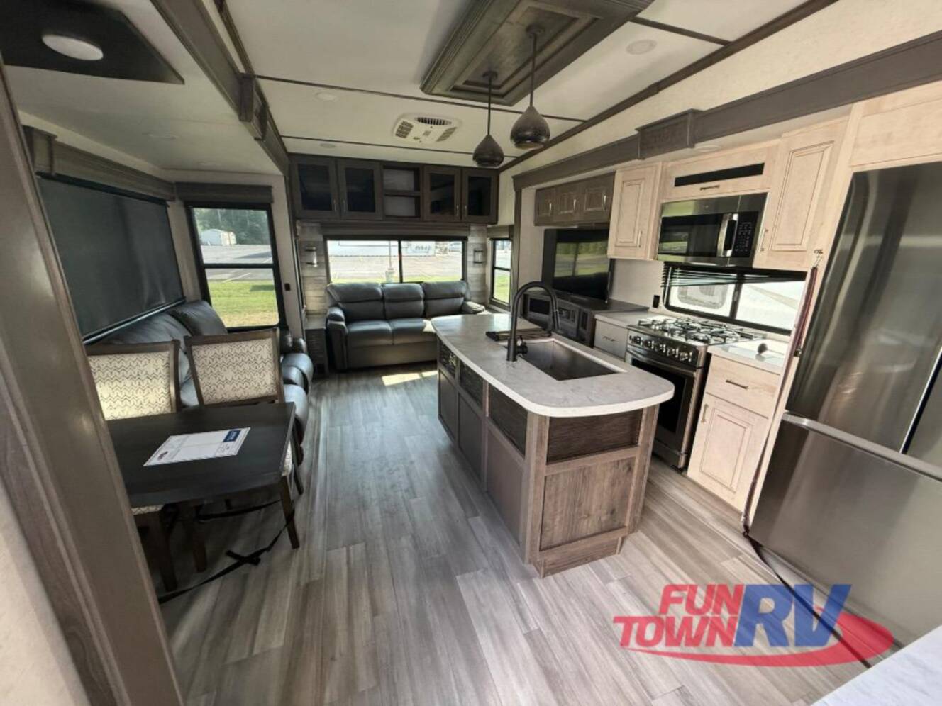 A photo of this 2022 Alliance Rv Paradigm 310RL