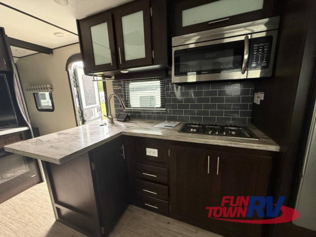 A photo of this 2019 Prime Time Rv LaCrosse 3310BH